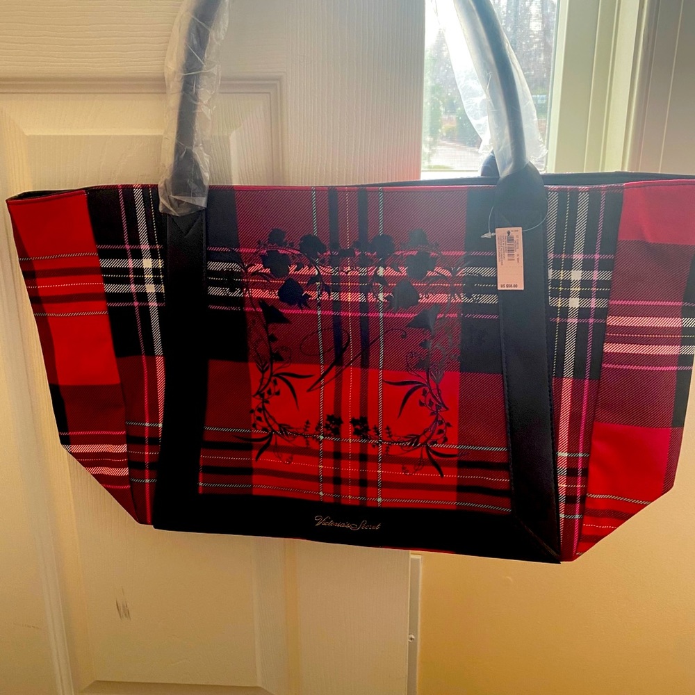 NEW VICTORIA SECRET TOTE